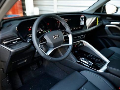 New 2025 Audi Q5 Prestige image 19