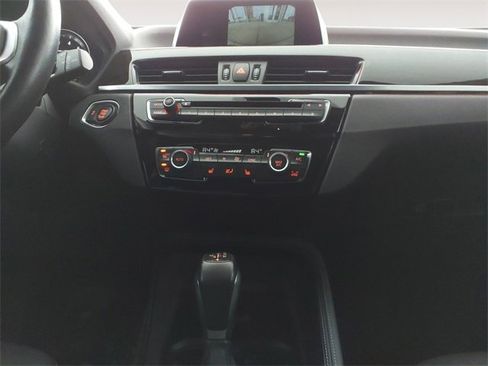 Used 2018 BMW X1 xDrive28i w/ Convenience Package image 11