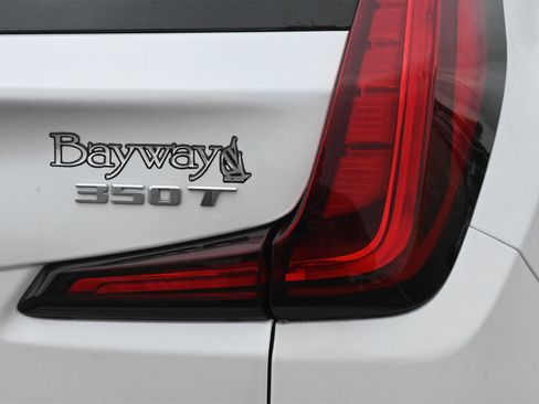 Certified 2024 Cadillac XT4 Luxury w/ Cold Weather Package image 22