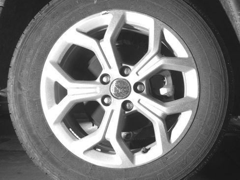 Used 2025 Jeep Compass Latitude AWD/4WD image 15