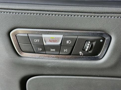 Used 2023 BMW XM AWD/4WD image 10