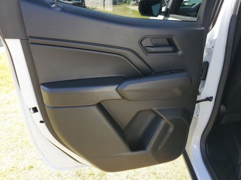 New 2026 Chevrolet Colorado W/T w/ WT Custom Package AWD/4WD image 16