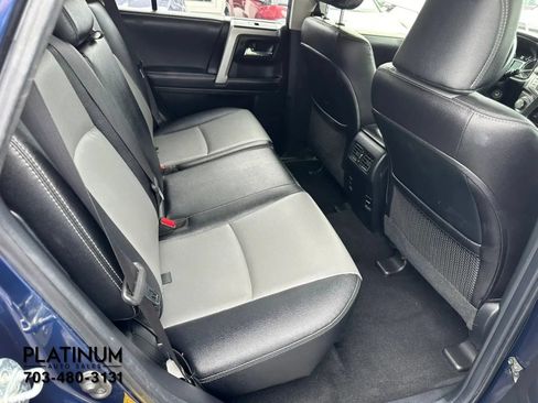 Used 2018 Toyota 4Runner SR5 Premium AWD/4WD image 17