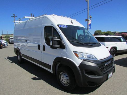 Used 2023 RAM ProMaster 2500 FWD image 2