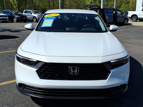 Certified 2023 Honda Accord LX image 2
