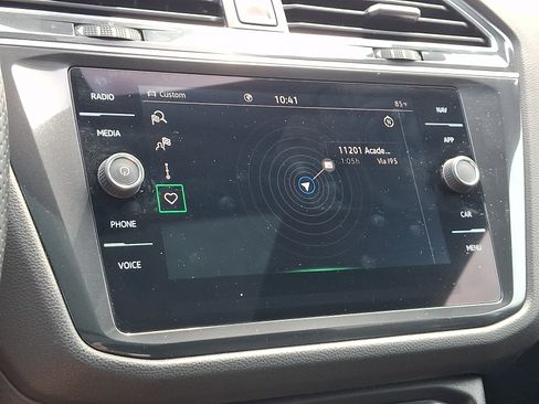 Certified 2023 Volkswagen Tiguan SEL R-Line AWD/4WD image 17
