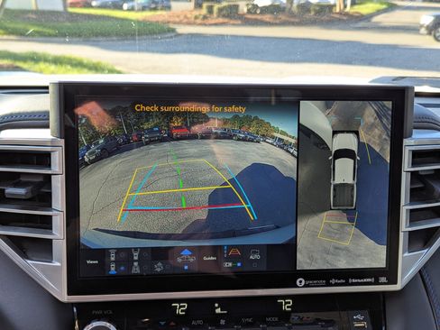 Used 2022 Toyota Tundra Platinum image 22