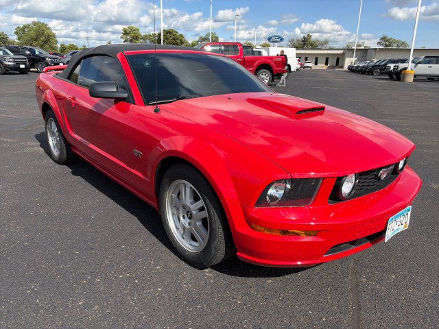 Used 2007 Ford Mustang GT RWD image 7