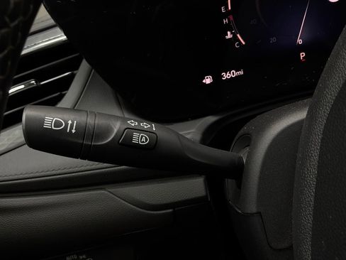 Used 2025 Buick Encore GX Preferred FWD image 32