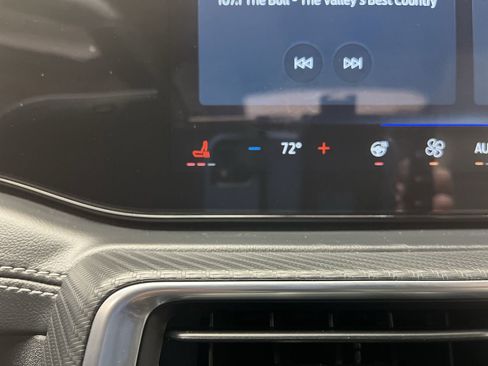 Used 2024 Ford Mustang Premium image 22