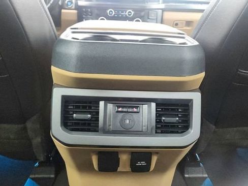 Used 2023 Ford F350 Lariat w/ Tow Technology Package image 40