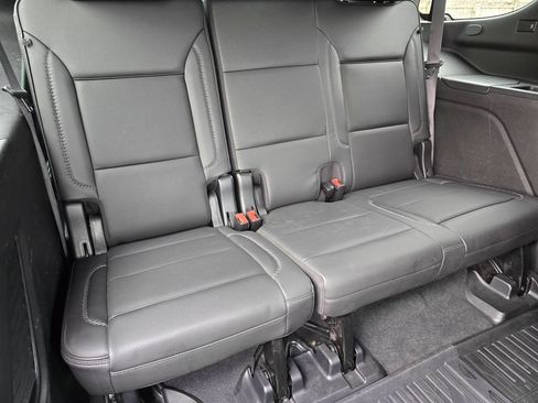 Certified 2021 GMC Yukon Denali w/ Denali Premium Package AWD/4WD image 46