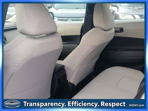 Used 2024 Toyota Corolla Cross L image 12