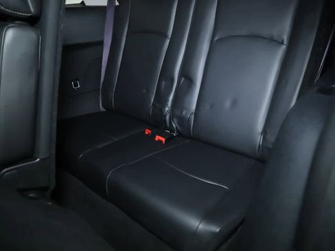 Used 2017 Dodge Journey Crossroad w/ Popular Equipment Group image 15