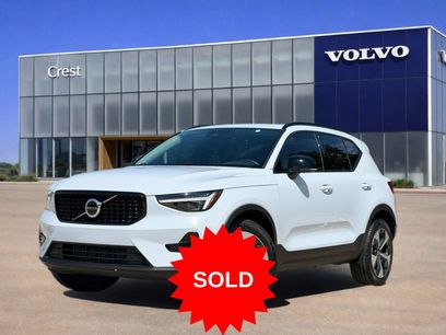 Certified 2026 Volvo XC40 B5 Plus