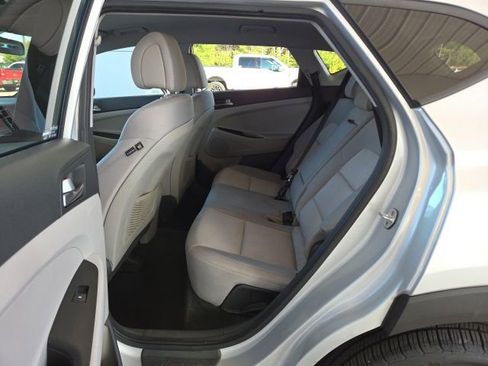 Used 2017 Hyundai Tucson SE AWD/4WD image 17