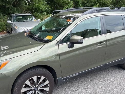 Used 2016 Subaru Outback 2.5i Limited AWD/4WD image 2
