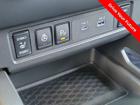 Certified 2026 Nissan Frontier SV w/ SV Convenience Package RWD image 13