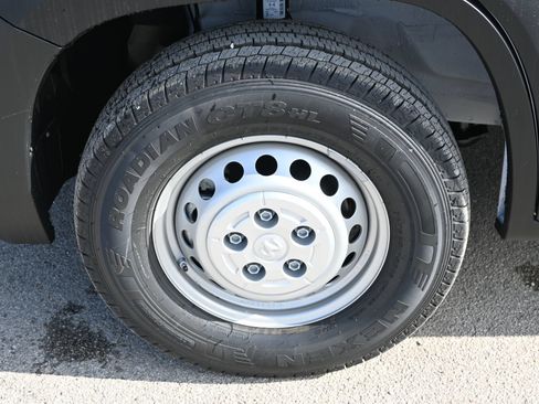 New 2026 RAM ProMaster 2500 w/ Convenience Group FWD image 6