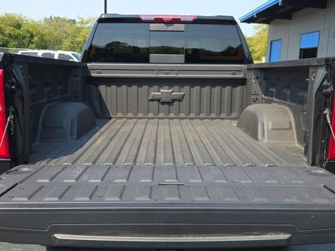 Used 2026 Chevrolet Silverado 1500 ZR2 AWD/4WD image 18