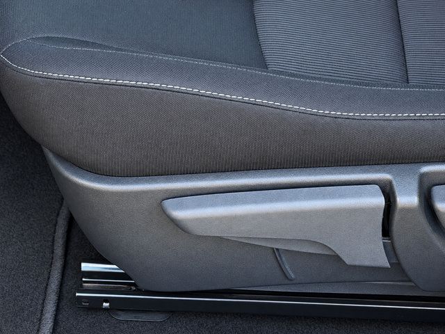Used 2024 Nissan Sentra SV FWD image 28