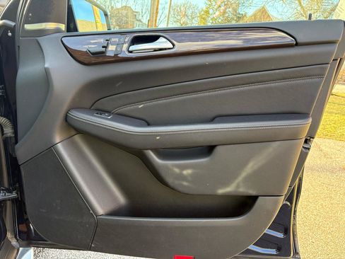 Used 2015 Mercedes-Benz ML 350 4MATIC image 25