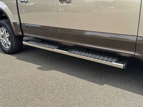 Used 2017 Ford F150 Lariat AWD/4WD image 13