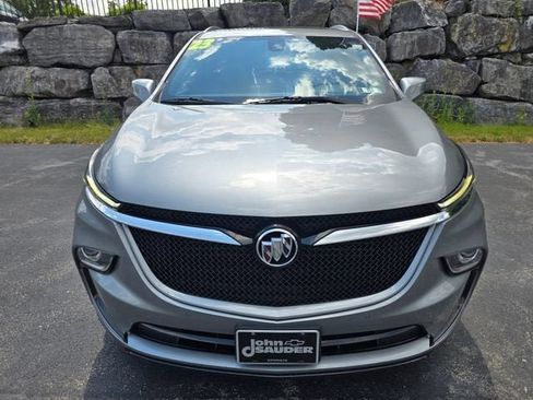 Used 2023 Buick Enclave Essence w/ Experience Buick Package AWD/4WD image 9