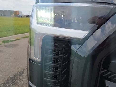 New 2026 Toyota Tundra Limited AWD/4WD image 15