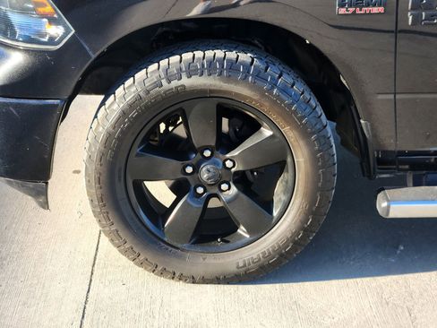 Used 2018 RAM 1500 Big Horn image 11