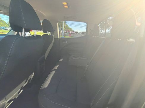 Used 2018 Chevrolet Colorado LT w/ LT Convenience Package AWD/4WD image 10