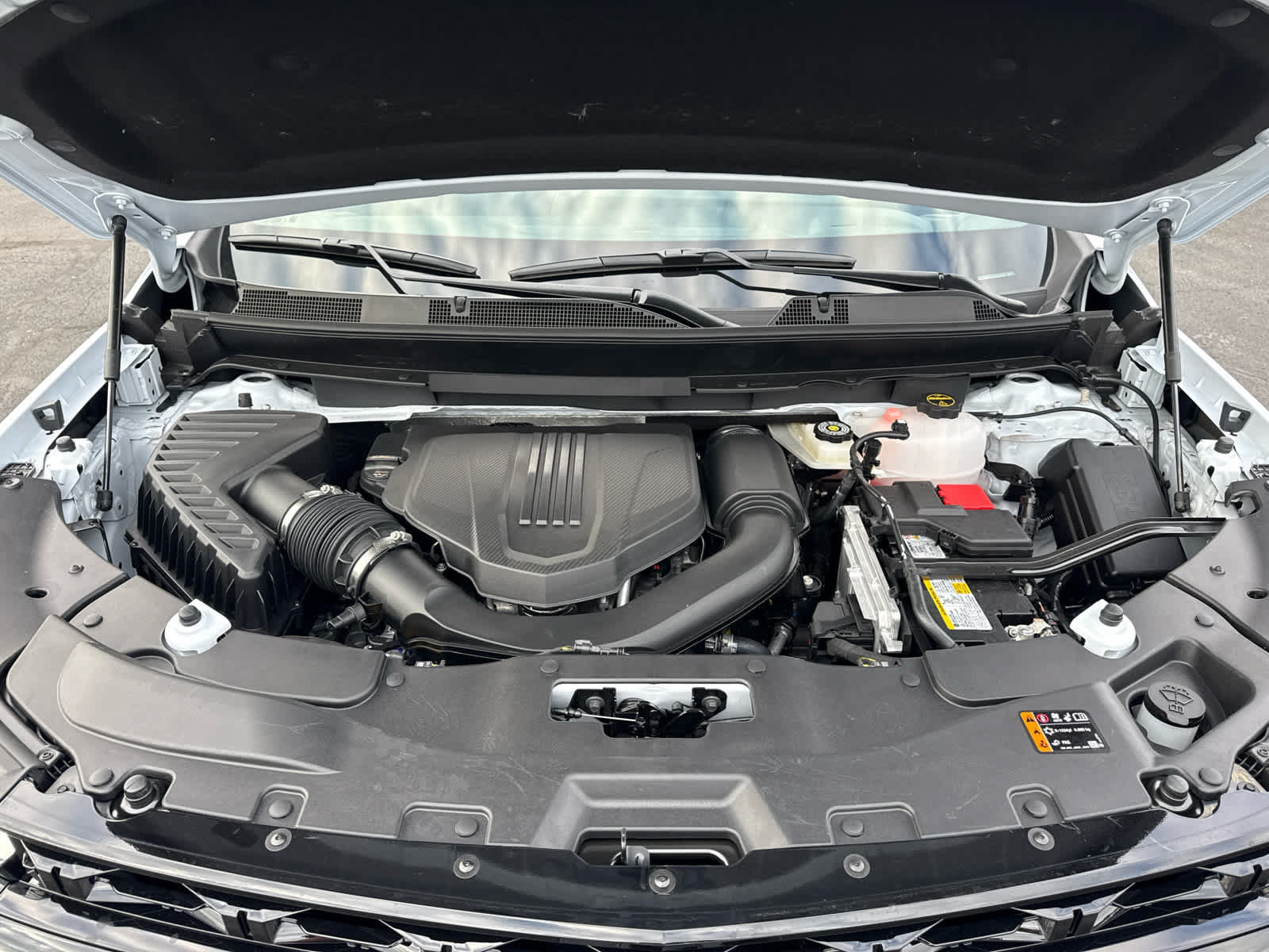 New 2027 Chevrolet Traverse RS w/ LPO, Floor Liner Package AWD/4WD image 29