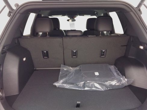 New 2026 Chevrolet Equinox LT w/ Convenience Package II image 26