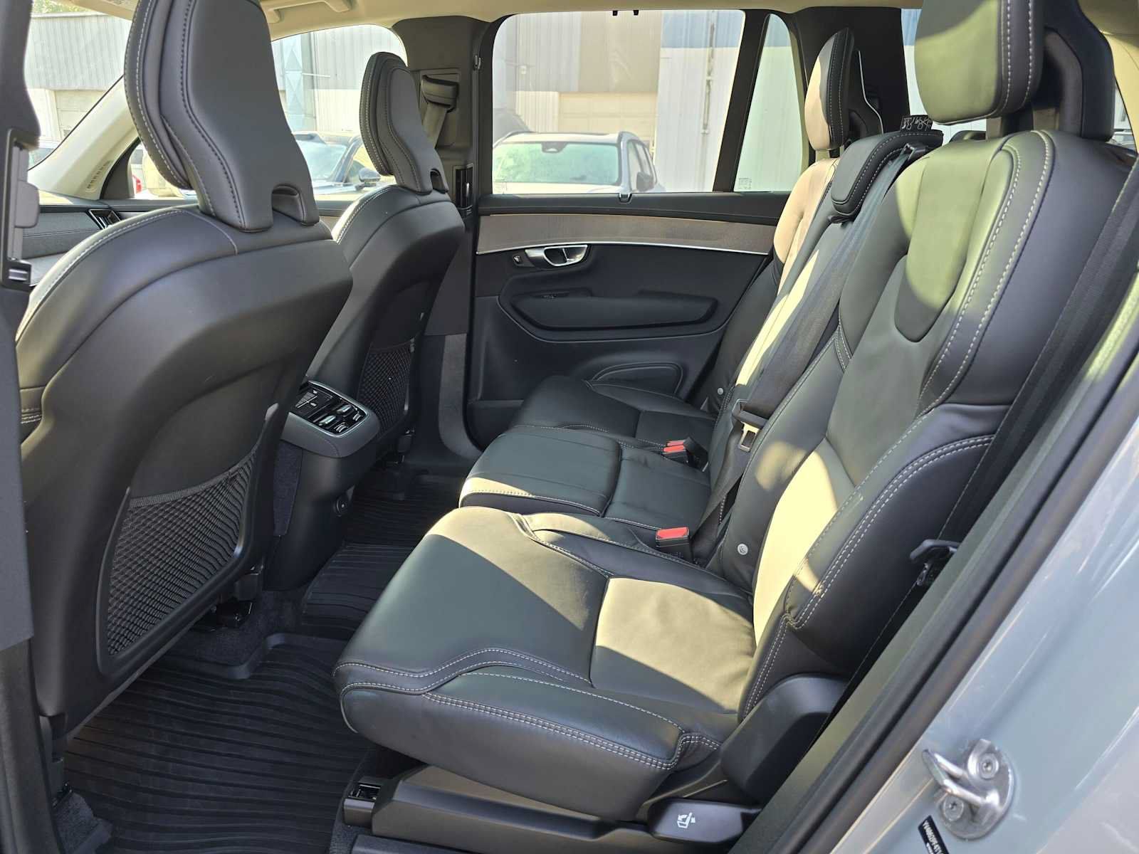 Used 2026 Volvo XC90 B6 Ultra w/ Protection Package AWD/4WD image 15