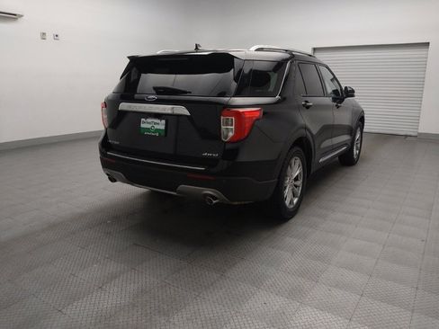 Used 2021 Ford Explorer Limited w/ Equipment Group 301A image 9