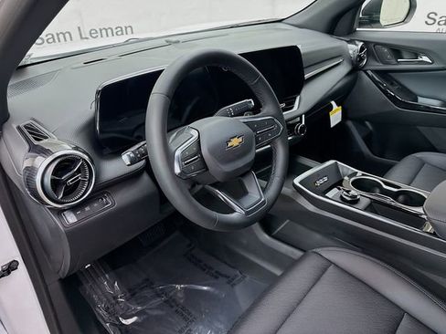 New 2026 Chevrolet Equinox LT w/ Convenience Package II image 10