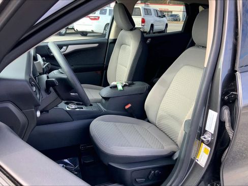 Certified 2020 Ford Escape SE image 7