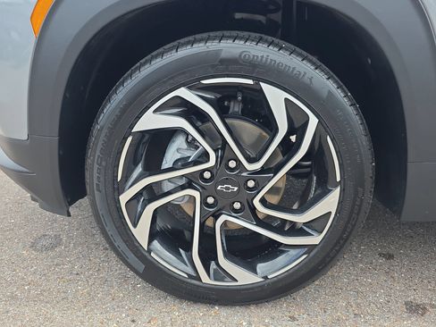 New 2026 Chevrolet TrailBlazer RS w/ Convenience Package FWD image 9