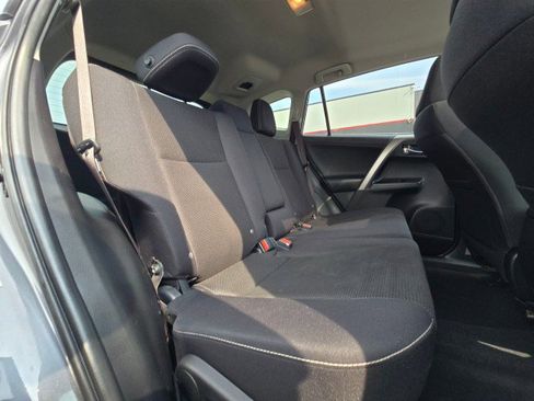 Used 2017 Toyota RAV4 XLE image 15