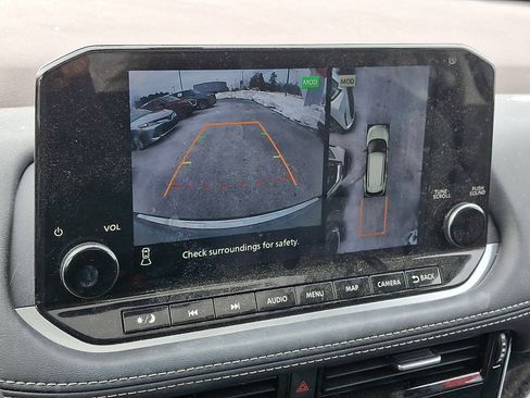 Certified 2023 Nissan Rogue SL w/ SL Premium Package image 17