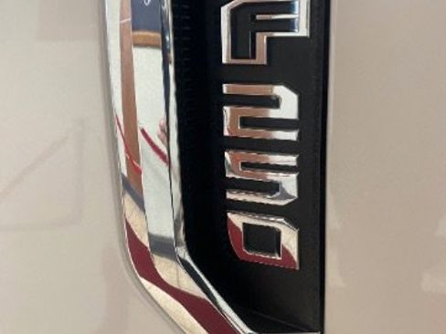 Used 2017 Ford F250 Lariat w/ Lariat Ultimate Package image 31