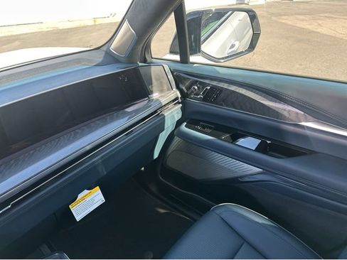 New 2025 Cadillac Escalade IQ Sport 2 image 17