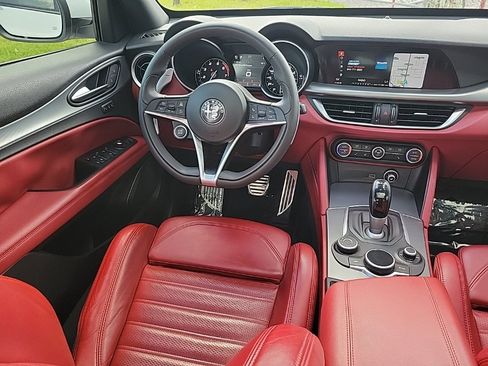 Used 2019 Alfa Romeo Stelvio Ti Sport w/ Quick Order Package 22S Sport image 9