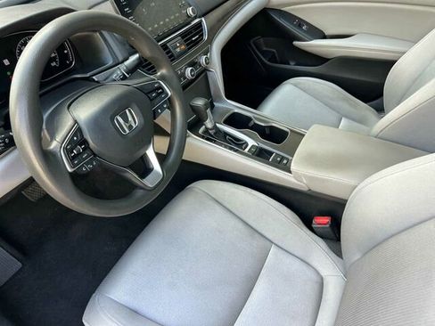 Used 2019 Honda Accord LX image 10
