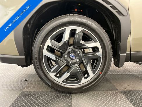 Certified 2025 Subaru Forester Limited image 23