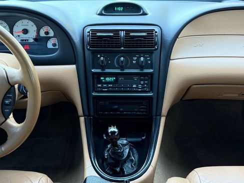 Used 1994 Ford Mustang Cobra image 17