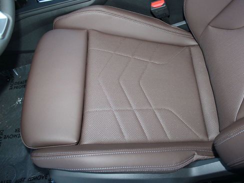 Used 2026 BMW 228i xDrive w/ Technology Package image 14