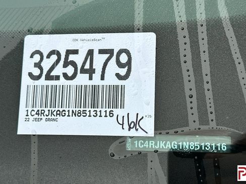 Used 2022 Jeep Grand Cherokee L Laredo image 37