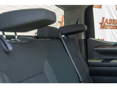 Used 2025 Chevrolet Silverado 1500 LT AWD/4WD image 46