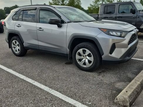 Used 2020 Toyota RAV4 LE w/ All Weather Liner Package FWD image 5